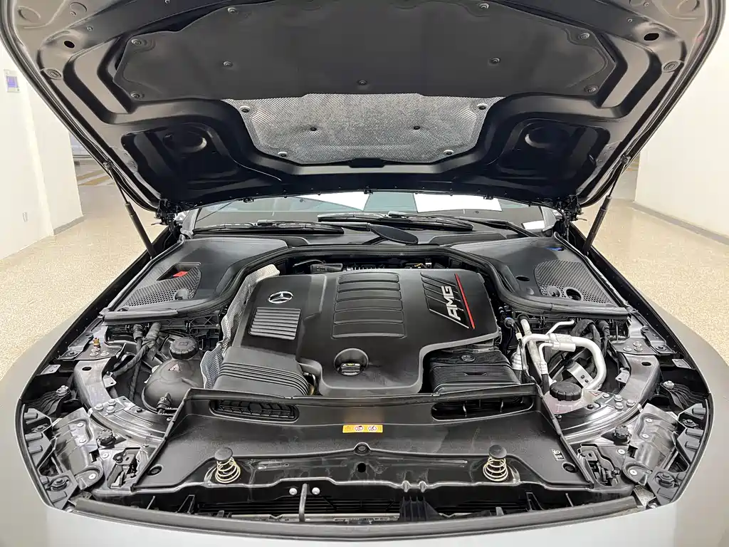 Mercedes-Benz AMG GT 2020 — фото 29
