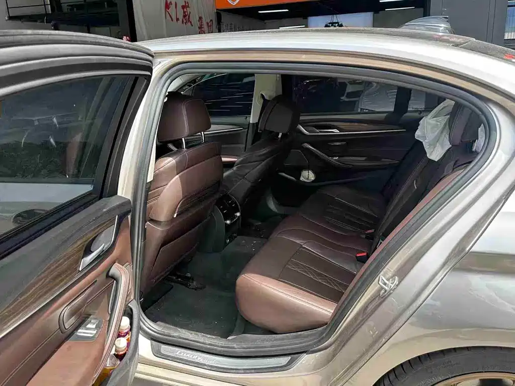 BMW 5 Series 2018