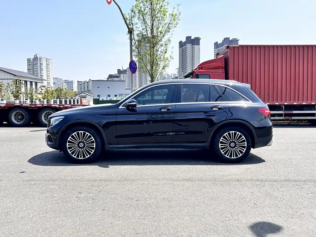 Mercedes-Benz GLC 2017 — фото 4