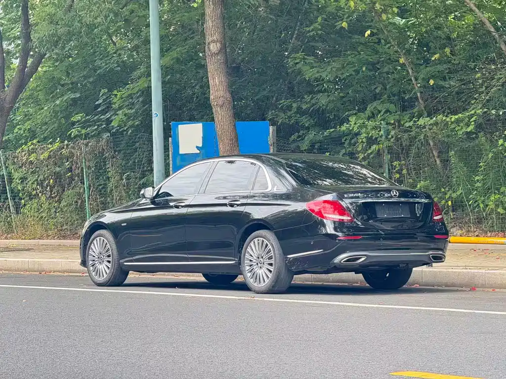 Mercedes-Benz E-Class 2020