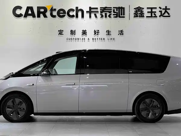 Li Auto MEGA 2025