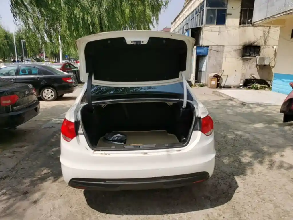 Citroen C4L 2015 — фото 15