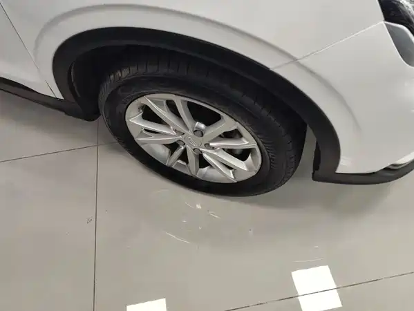 Geely Binyue 2020