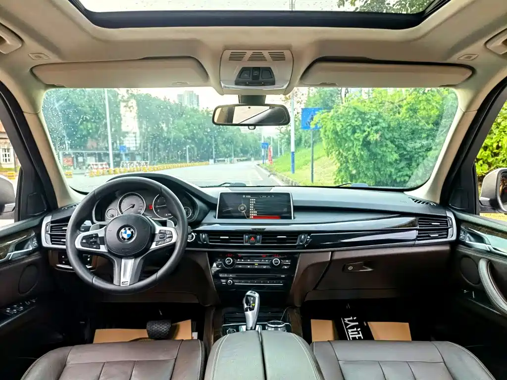BMW X5 2016 — фото 8