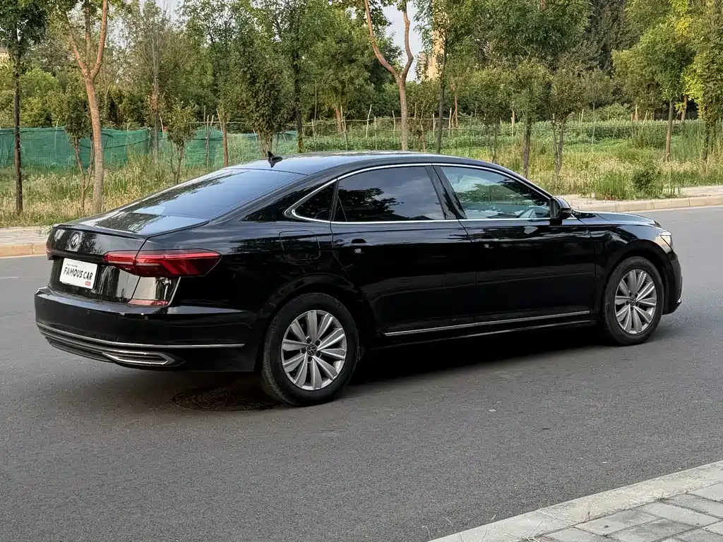 Volkswagen Passat 2021