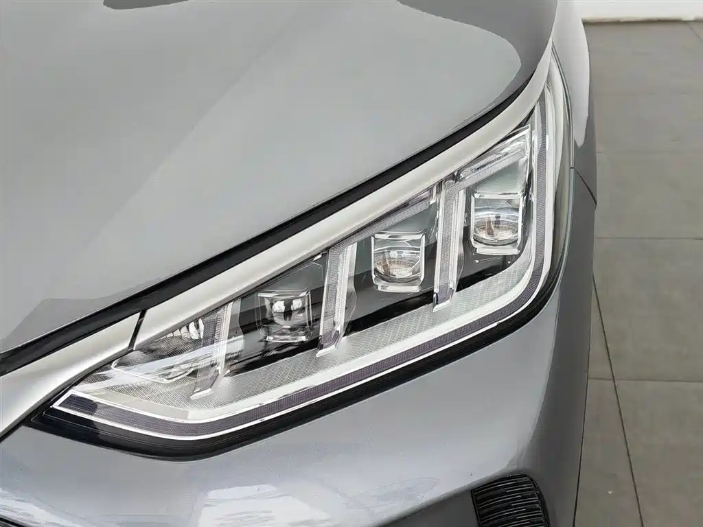 BYD PLUS New Energy 2023 — фото 7
