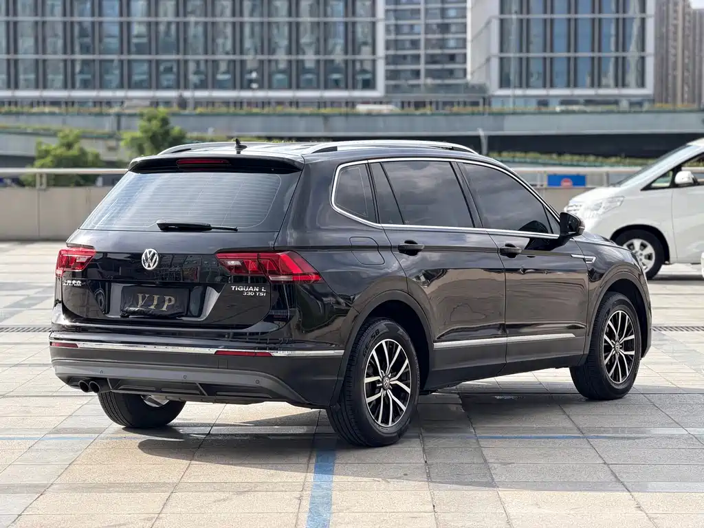 Volkswagen Tiguan L 2018