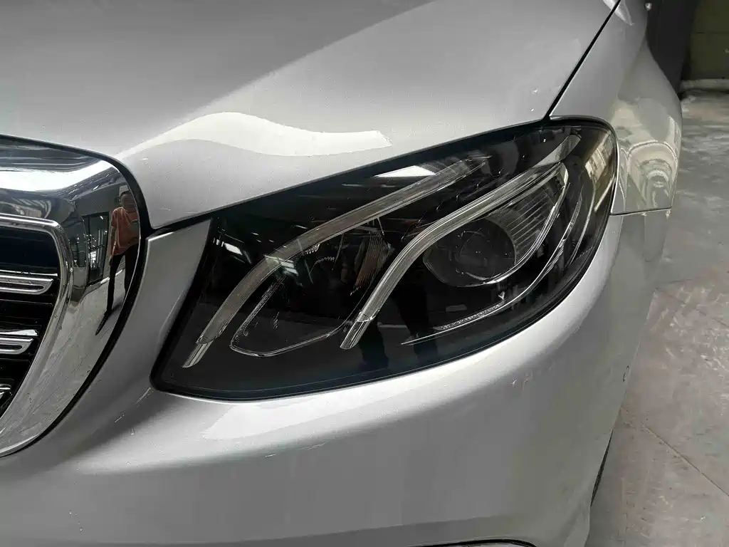 Mercedes-Benz E-Class 2020