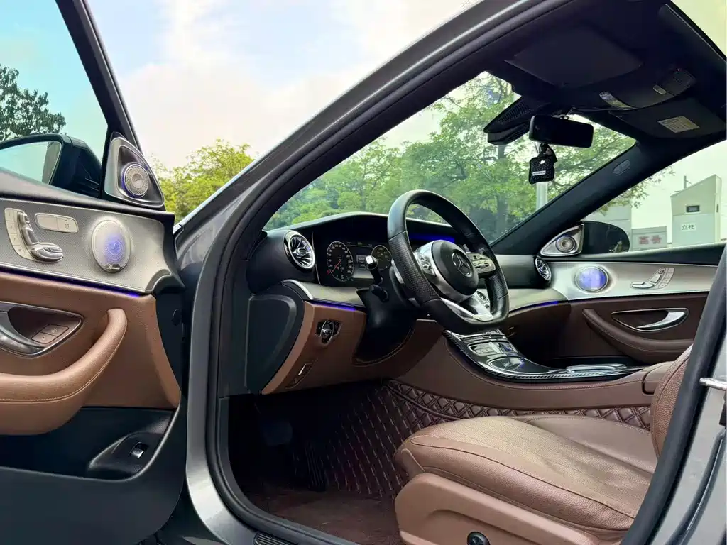 Mercedes-Benz E-Class 2019