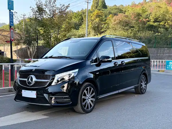 Mercedes-Benz V-Class 2022