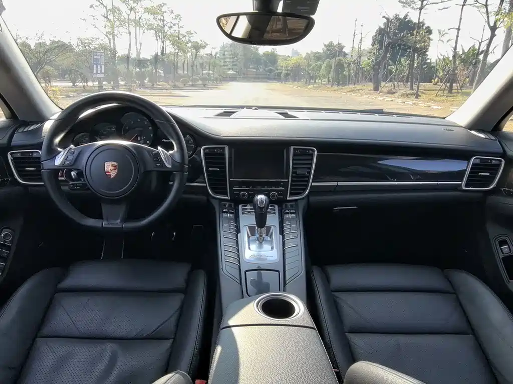 Porsche Panamera 2016 — фото 12