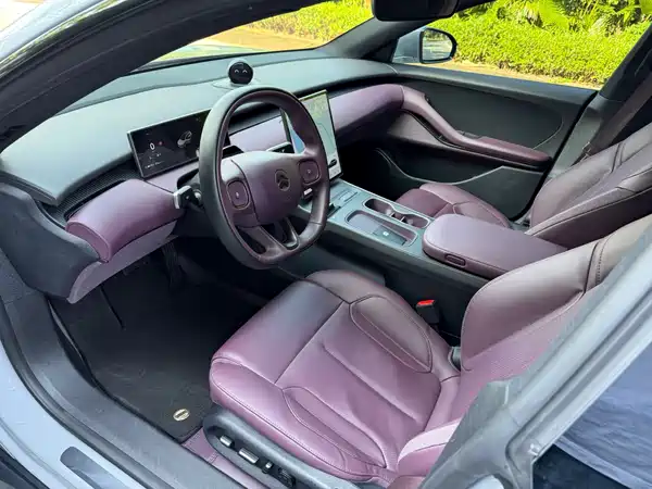 NIO ET5T 2024