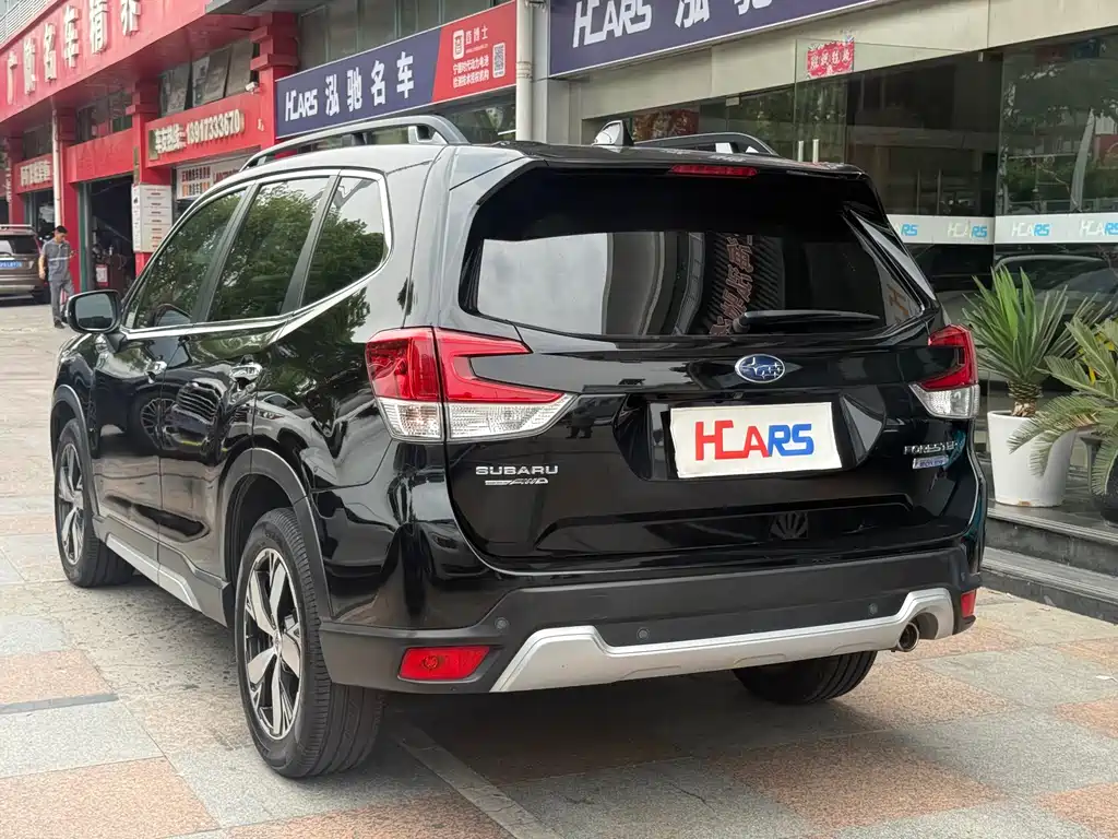 Subaru Forester 2019 — фото 11