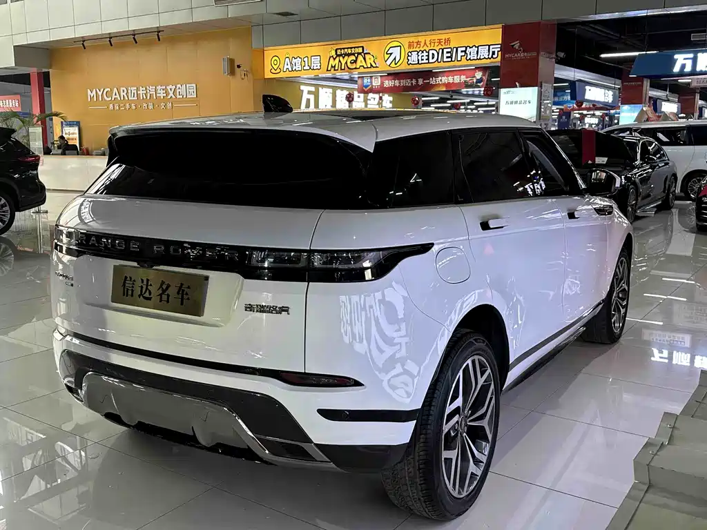 Land Rover Evoque 2023 — фото 21