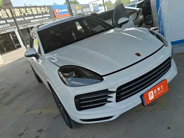 Porsche Cayenne 2020