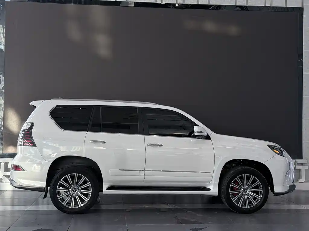 Lexus GX 2012