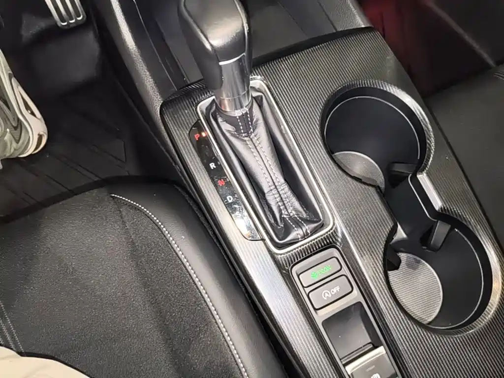 Honda Civic 2022 — фото 14