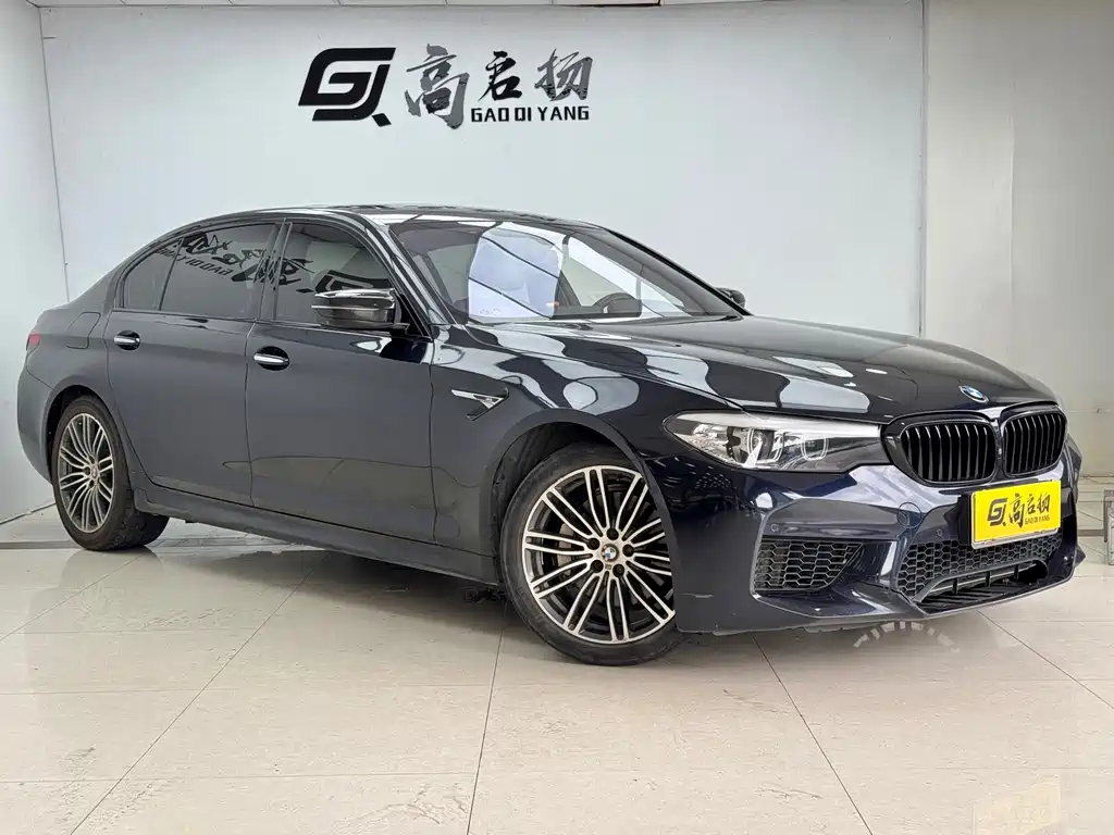 BMW 5 Series 2018 — фото 3