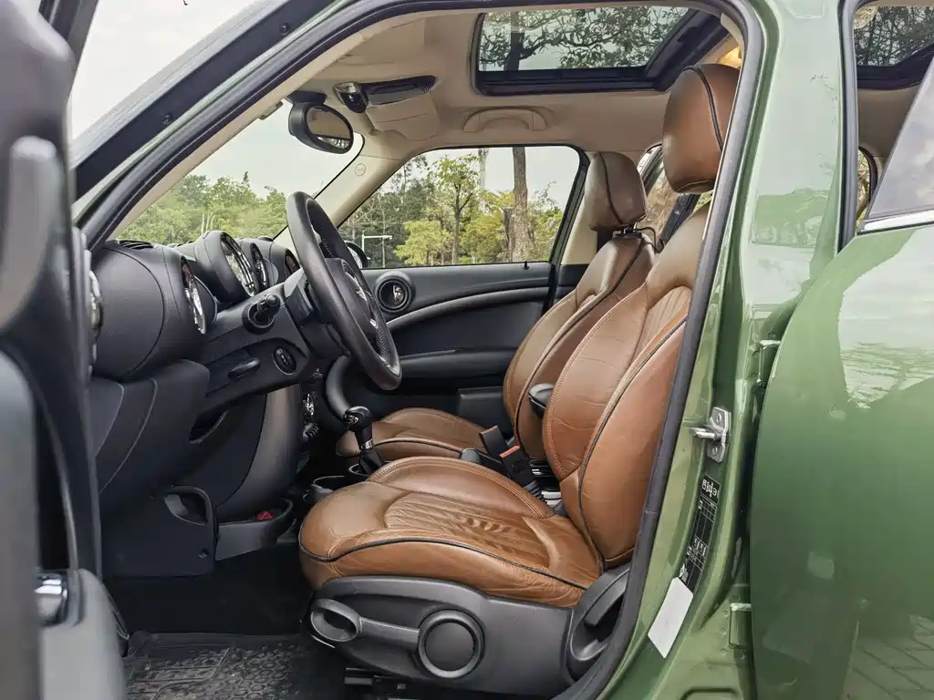 MINI Countryman 2015 — фото 12
