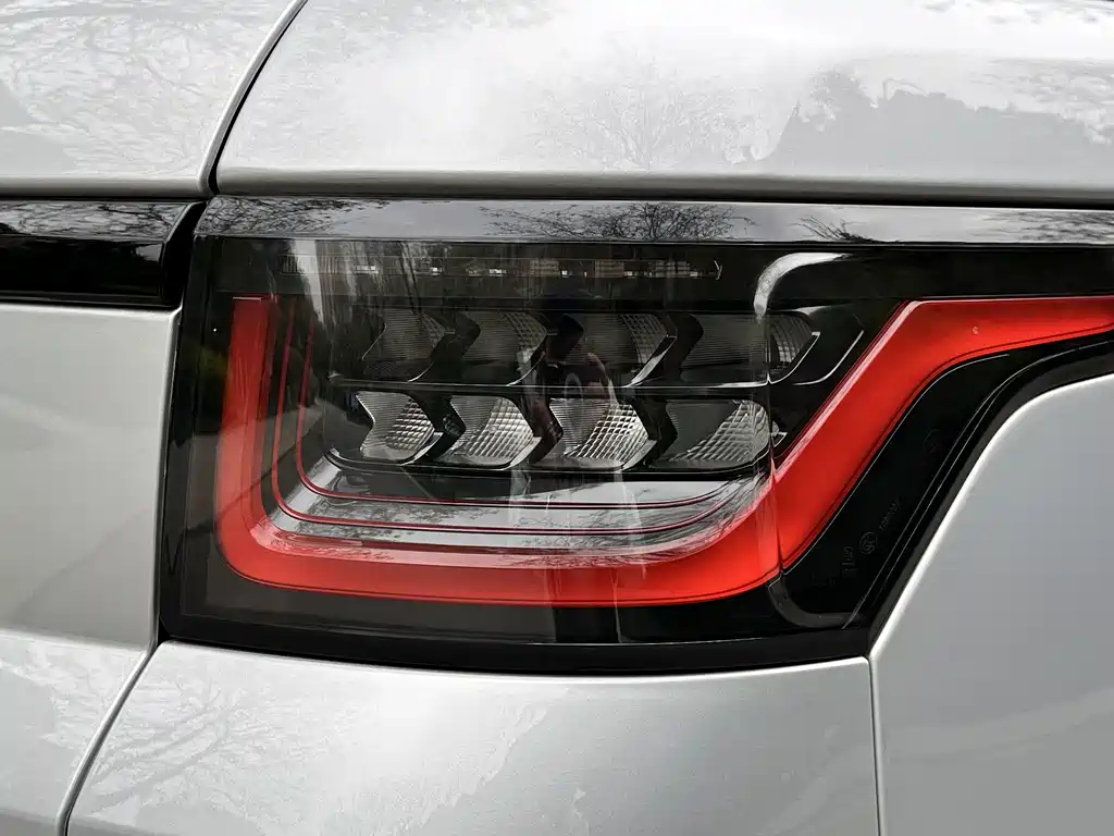Land Rover Sport PHEV 2021 — фото 20