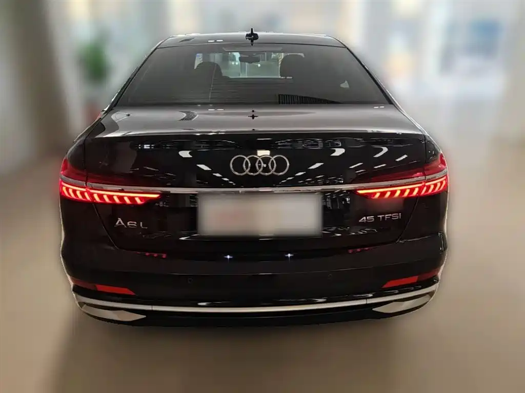 Audi A6L 2023 — фото 10