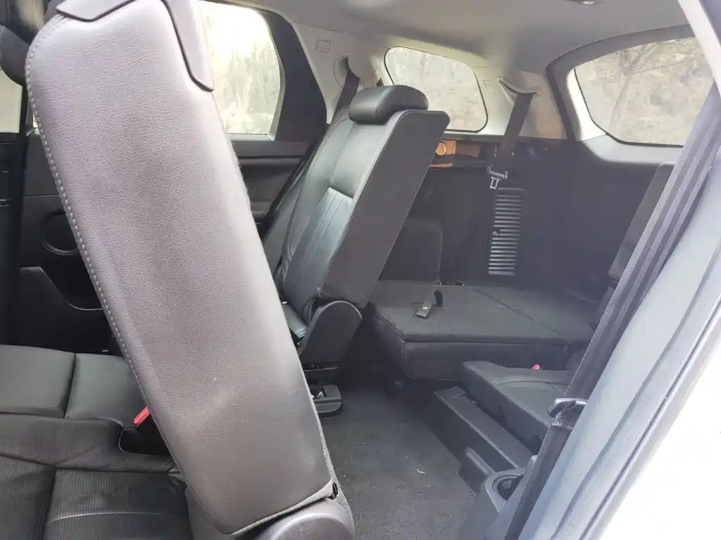 Land Rover Discovery Sport 2018 — фото 14