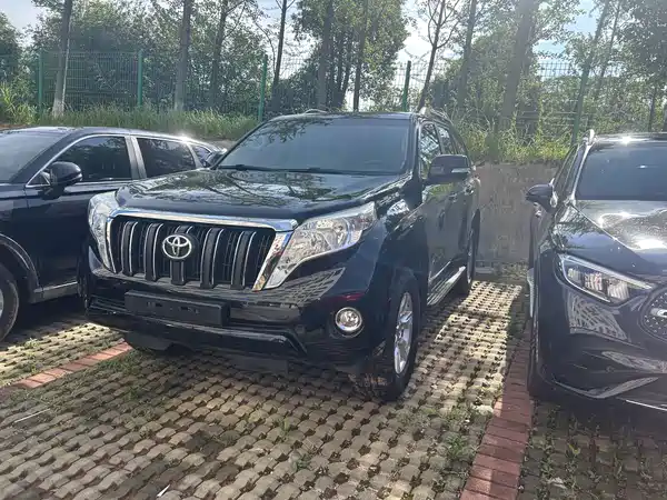 Toyota Prado 2015