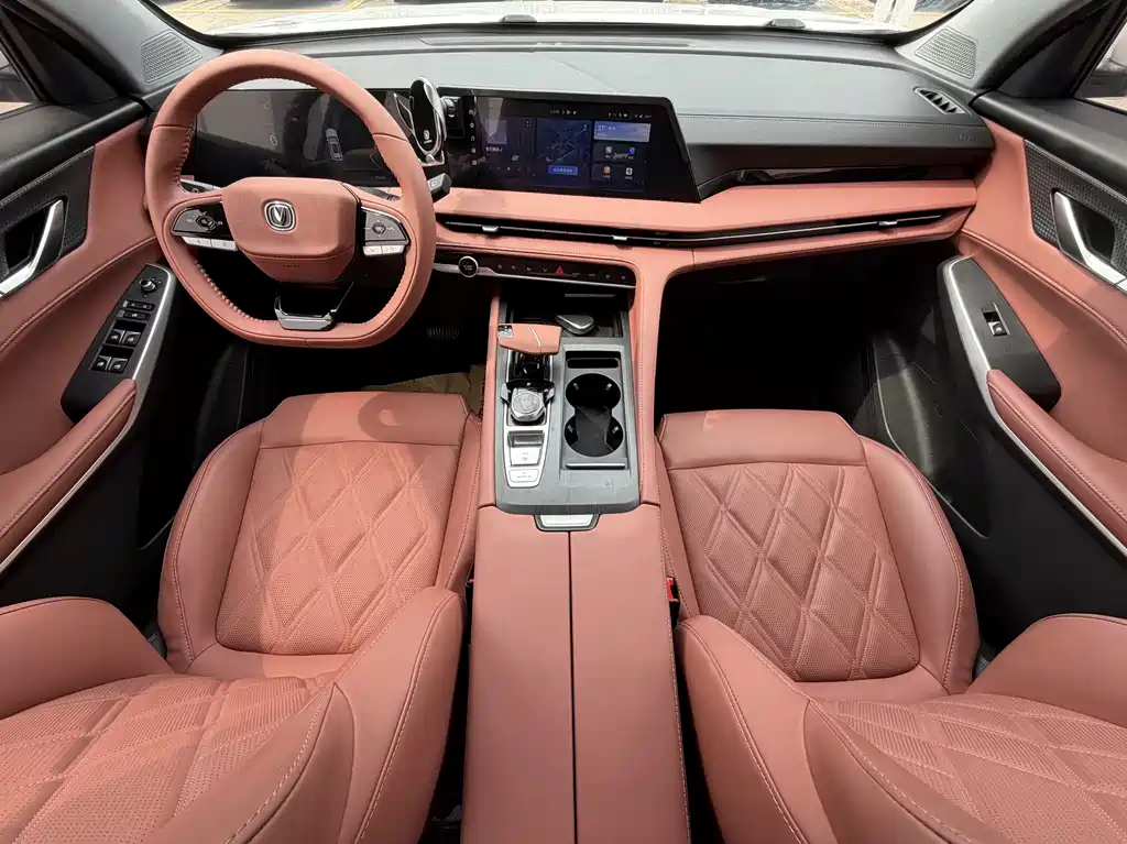 Changan CS75 PLUS 2024 — фото 15