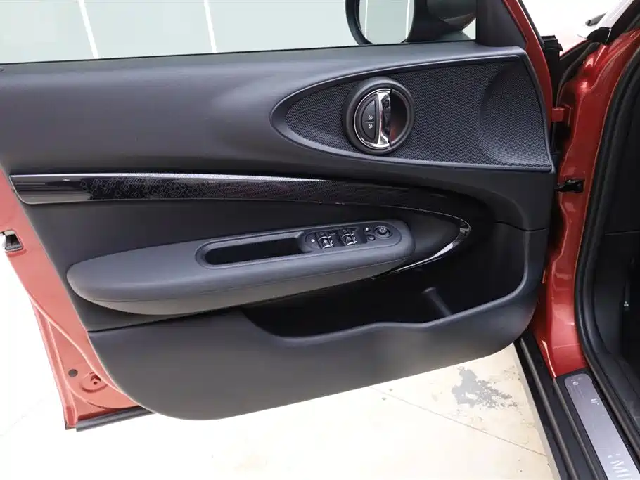 MINI Clubman 2022 — фото 16