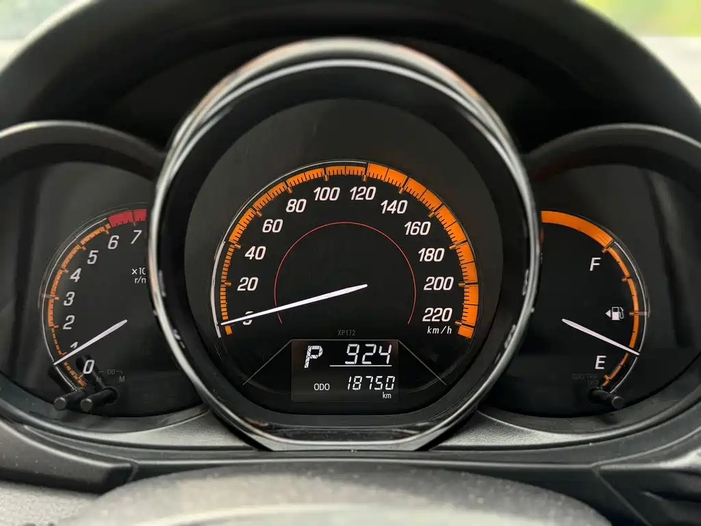 Toyota Yaris L 2022