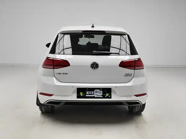 Volkswagen Golf 2020