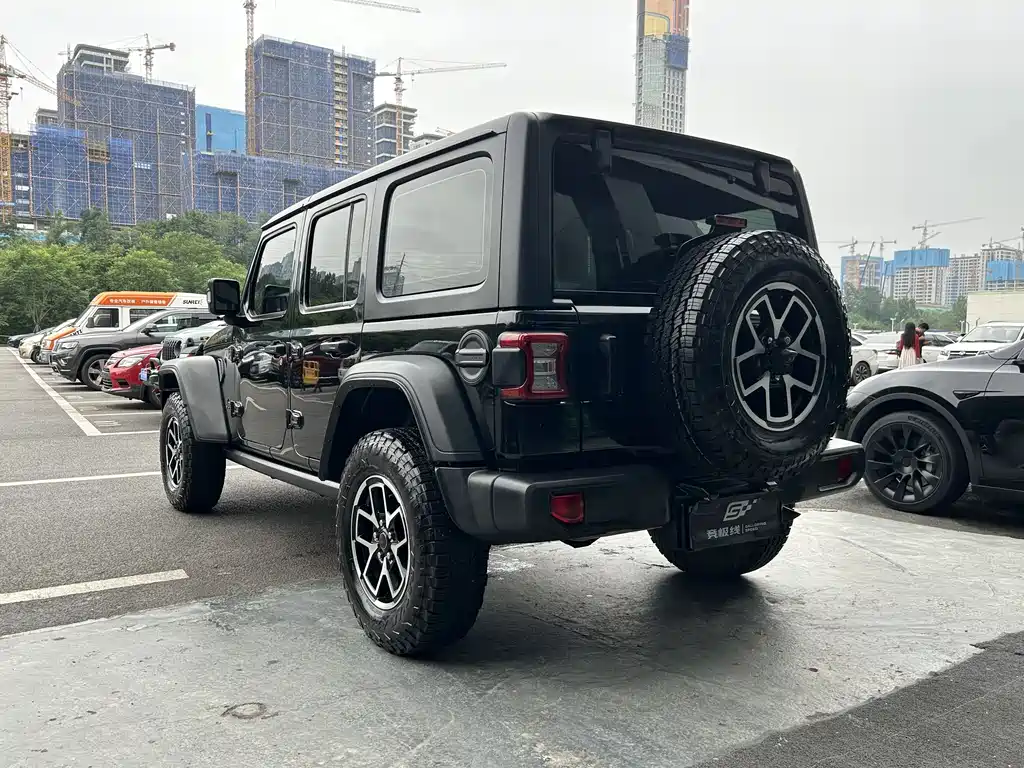 Jeep Wrangler 2024 — фото 13