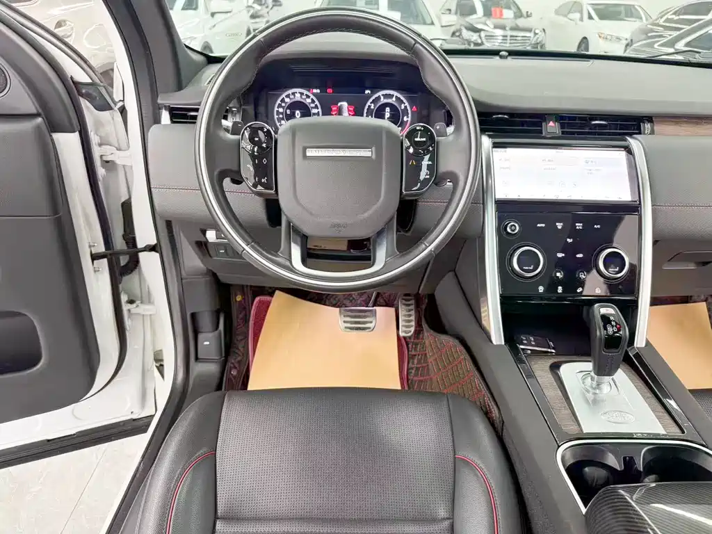 Land Rover Discovery Sport 2021 — фото 17