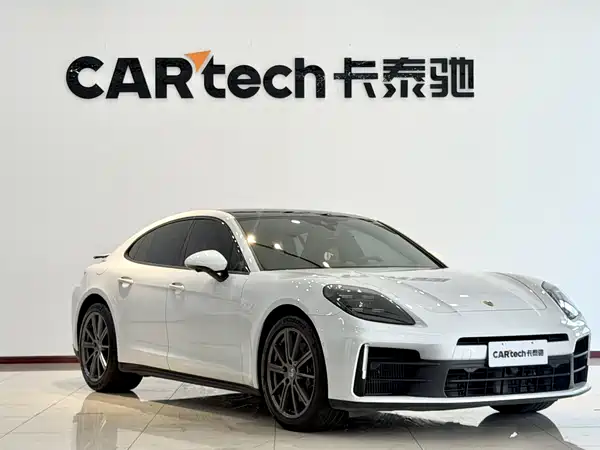 Porsche Panamera 2024