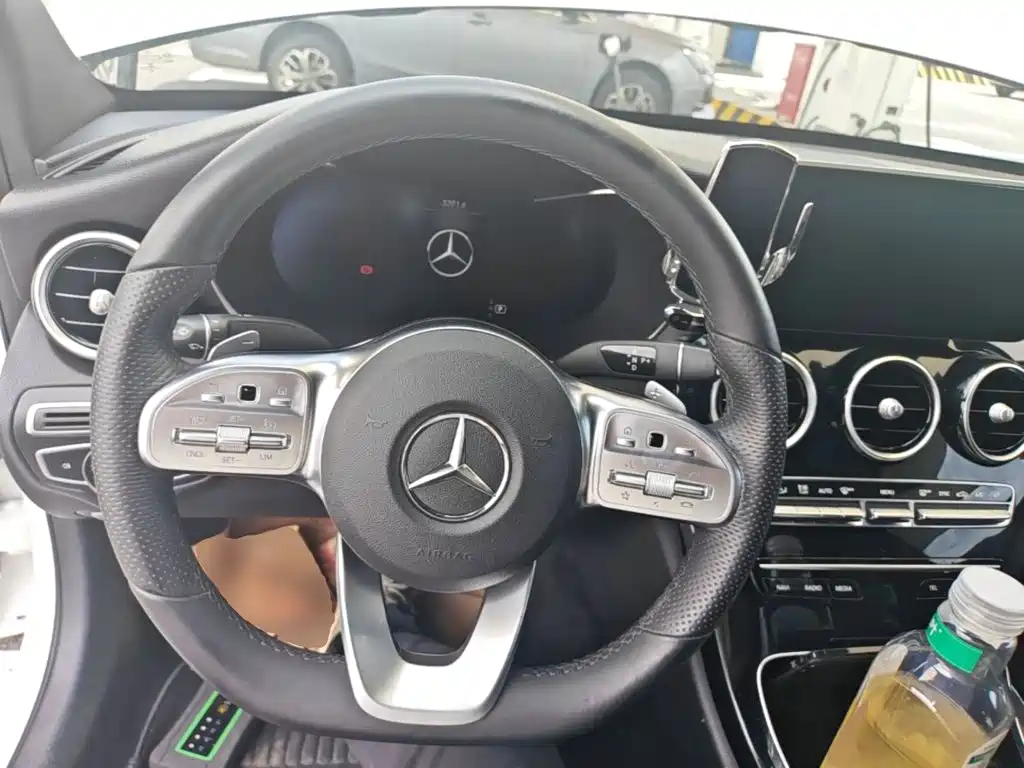 Mercedes-Benz C-Class 2020 — фото 11
