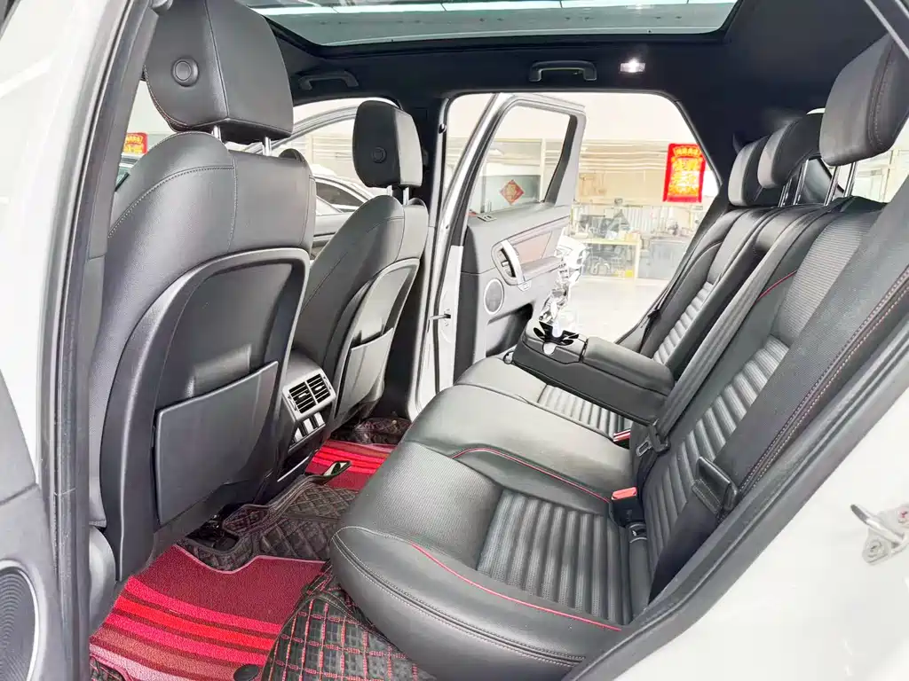 Land Rover Discovery Sport 2021 — фото 8
