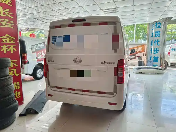 Changan Ruixing EM60 2021