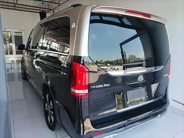Mercedes-Benz V-Class 2022