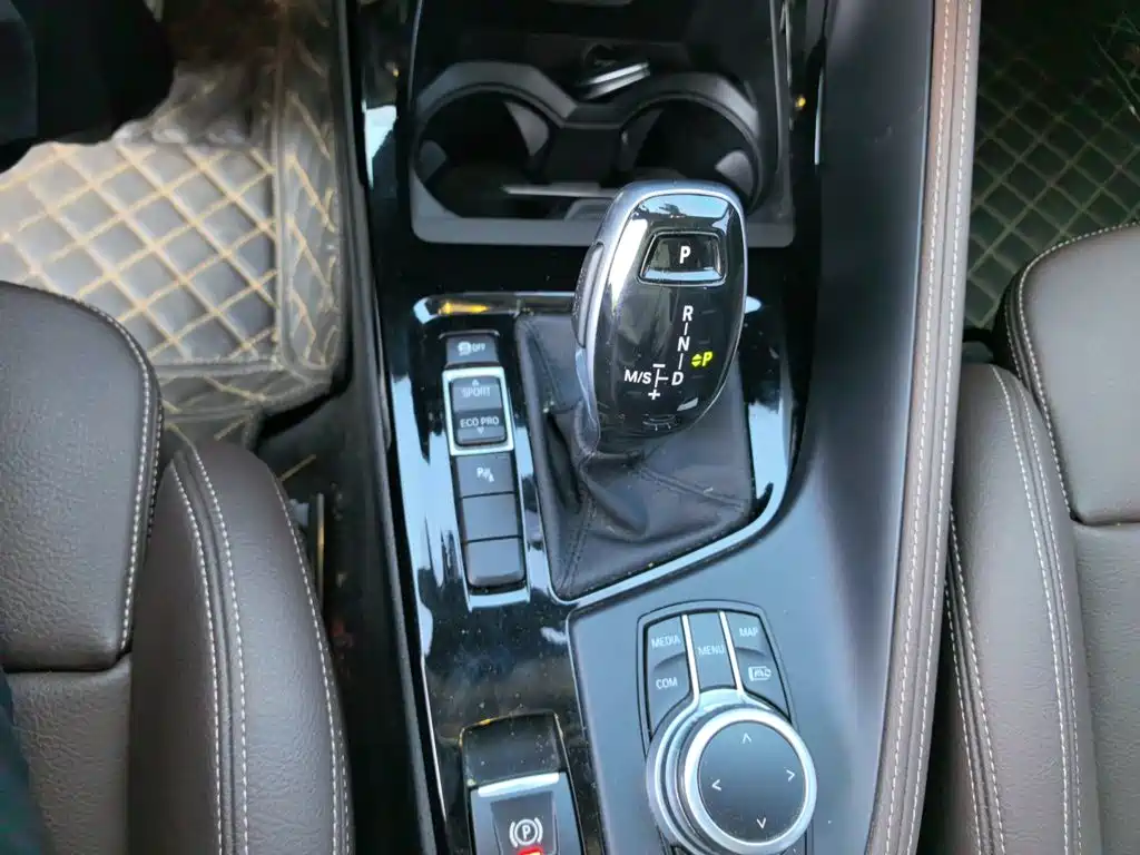 BMW X2 2021 — фото 11