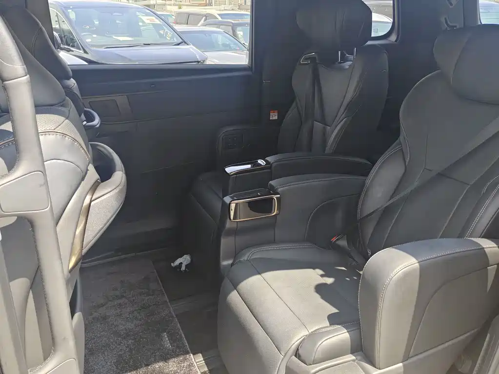 Toyota Alphard 2019 — фото 7