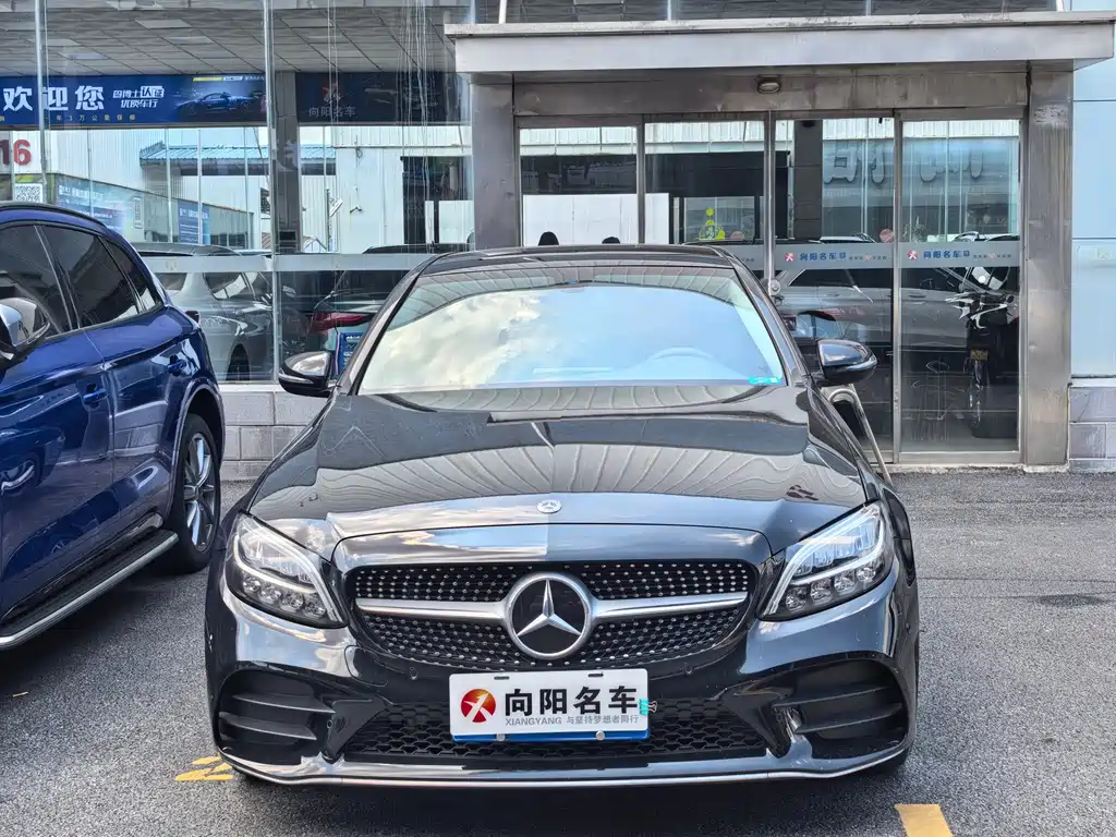 Mercedes-Benz C-Class 2021