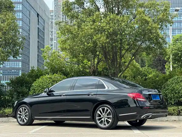 Mercedes-Benz E-Class 2019