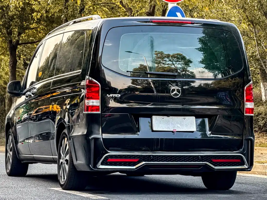 Mercedes-Benz Vito 2024 — фото 40