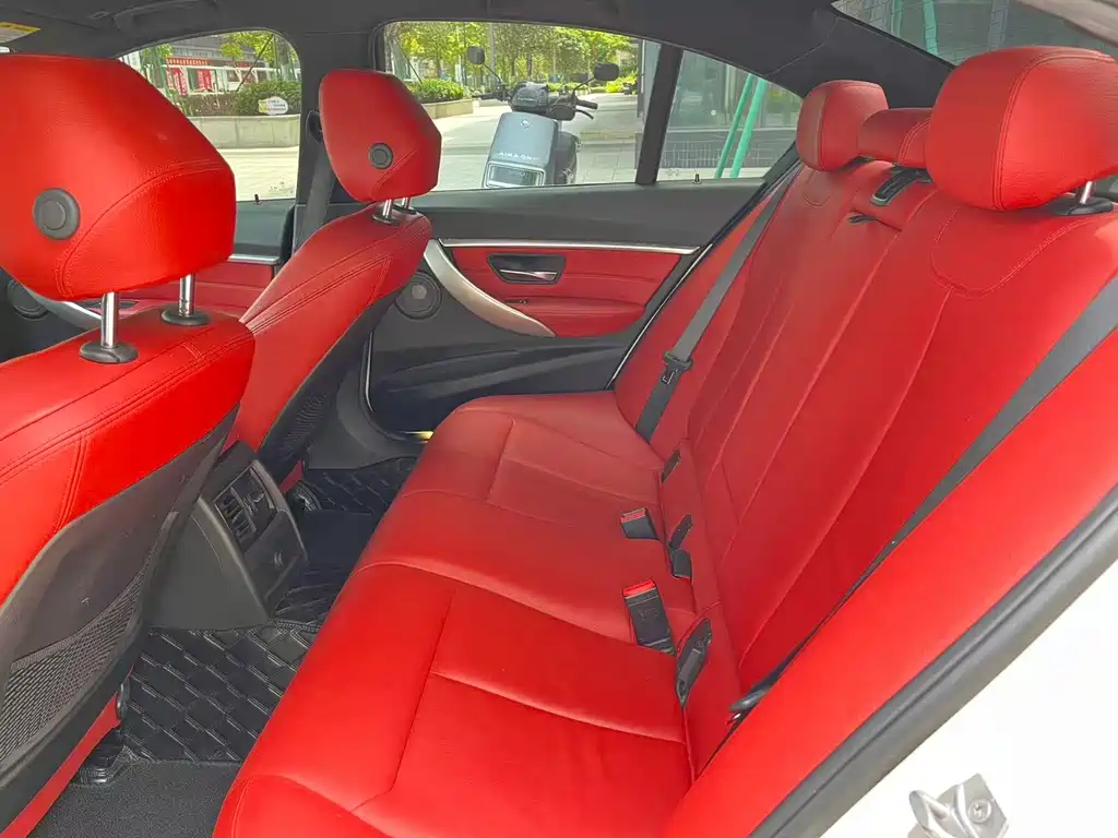 BMW 3 Series 2018