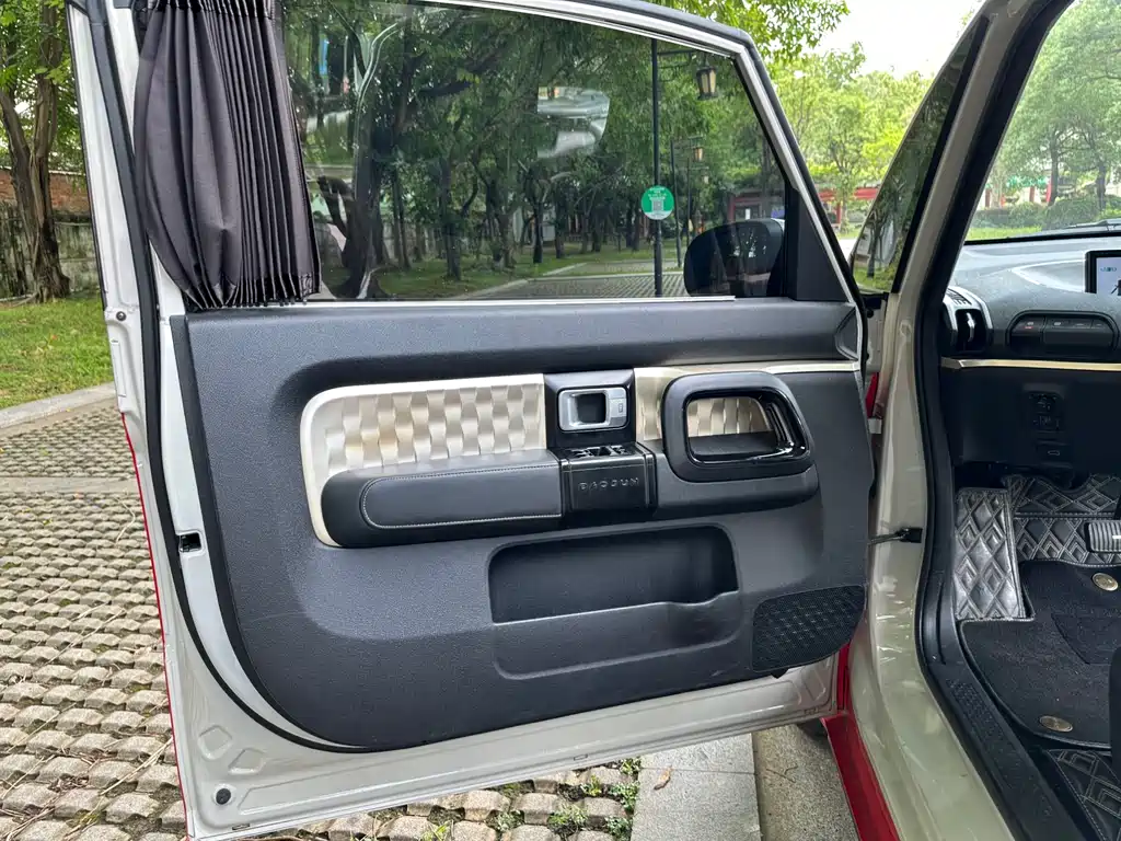Baojun KiWi EV 2021 — фото 15