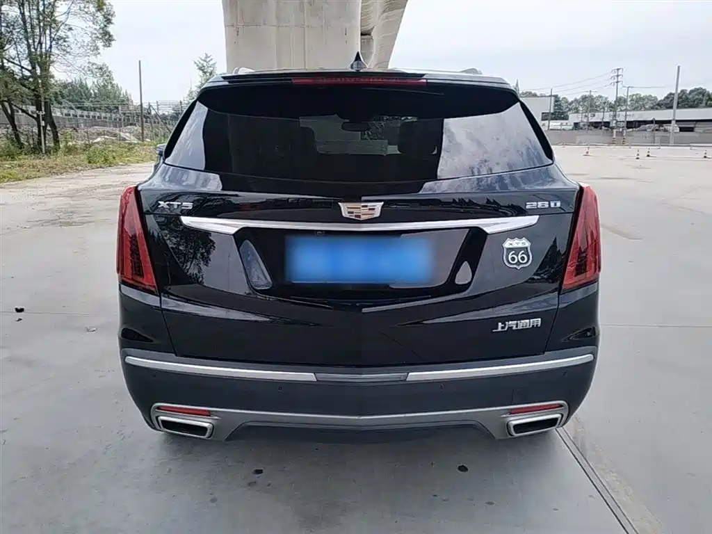 Cadillac XT5 2022 — фото 6