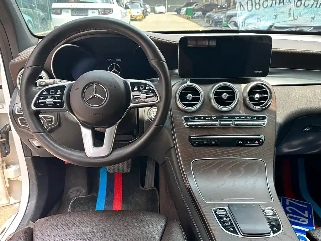 Mercedes-Benz GLC 2020 — фото 11