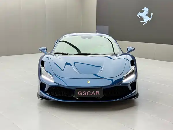 Ferrari F8 2021