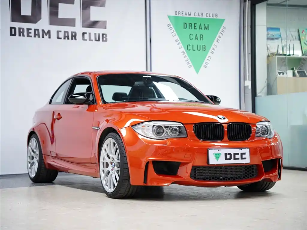 BMW 1 Series M 2012 — фото 13