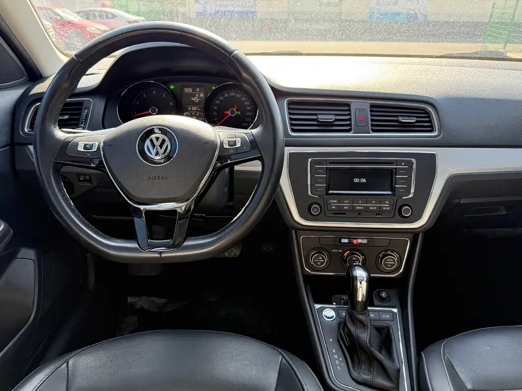 Volkswagen Gran Lavida 2019 — фото 5